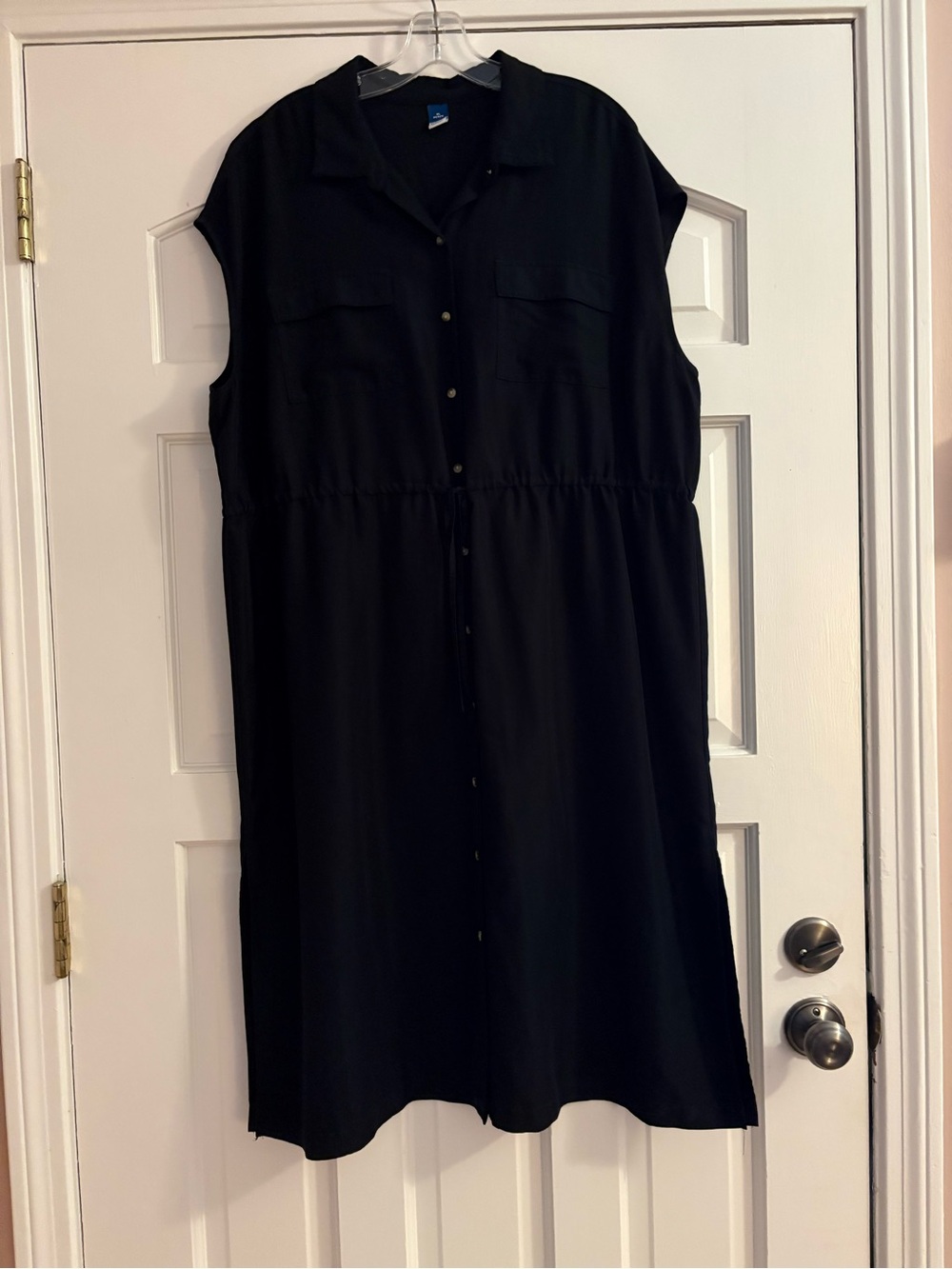 Black Sleeveless Shirt Dress